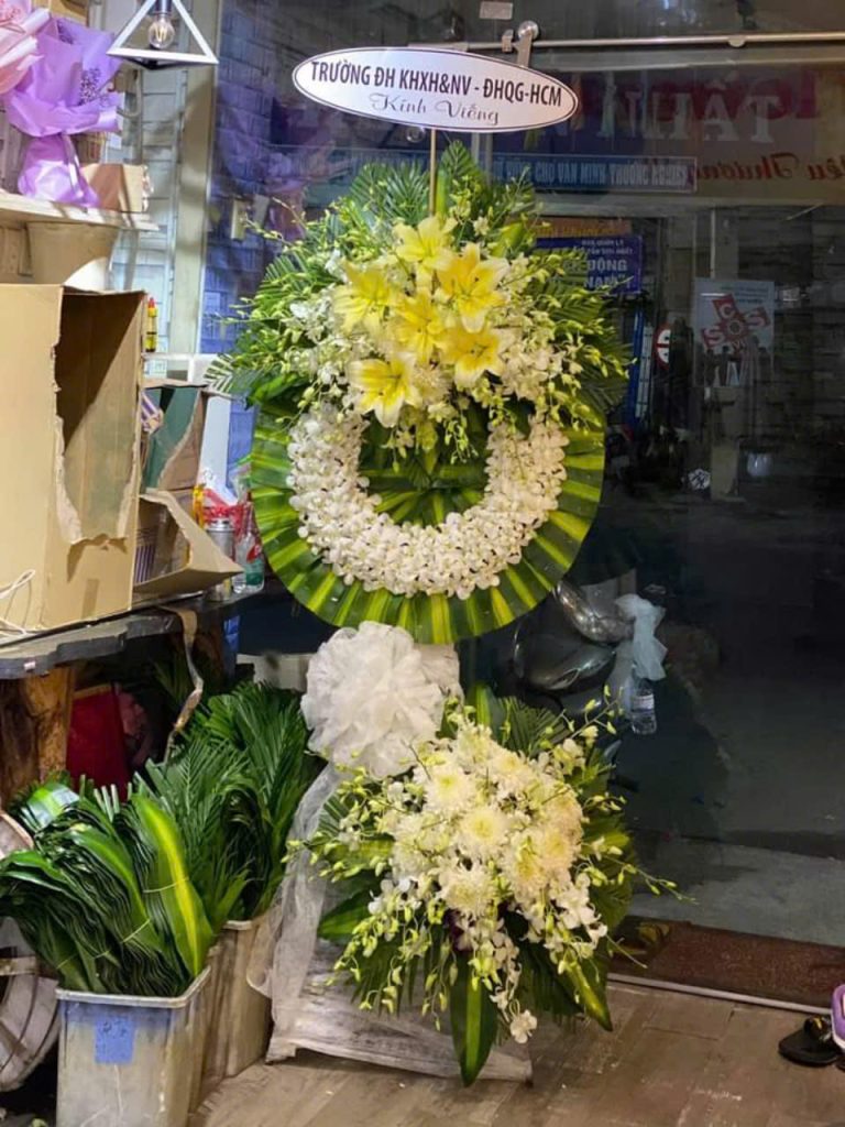 Hoa Đám Tang Màu Trắng